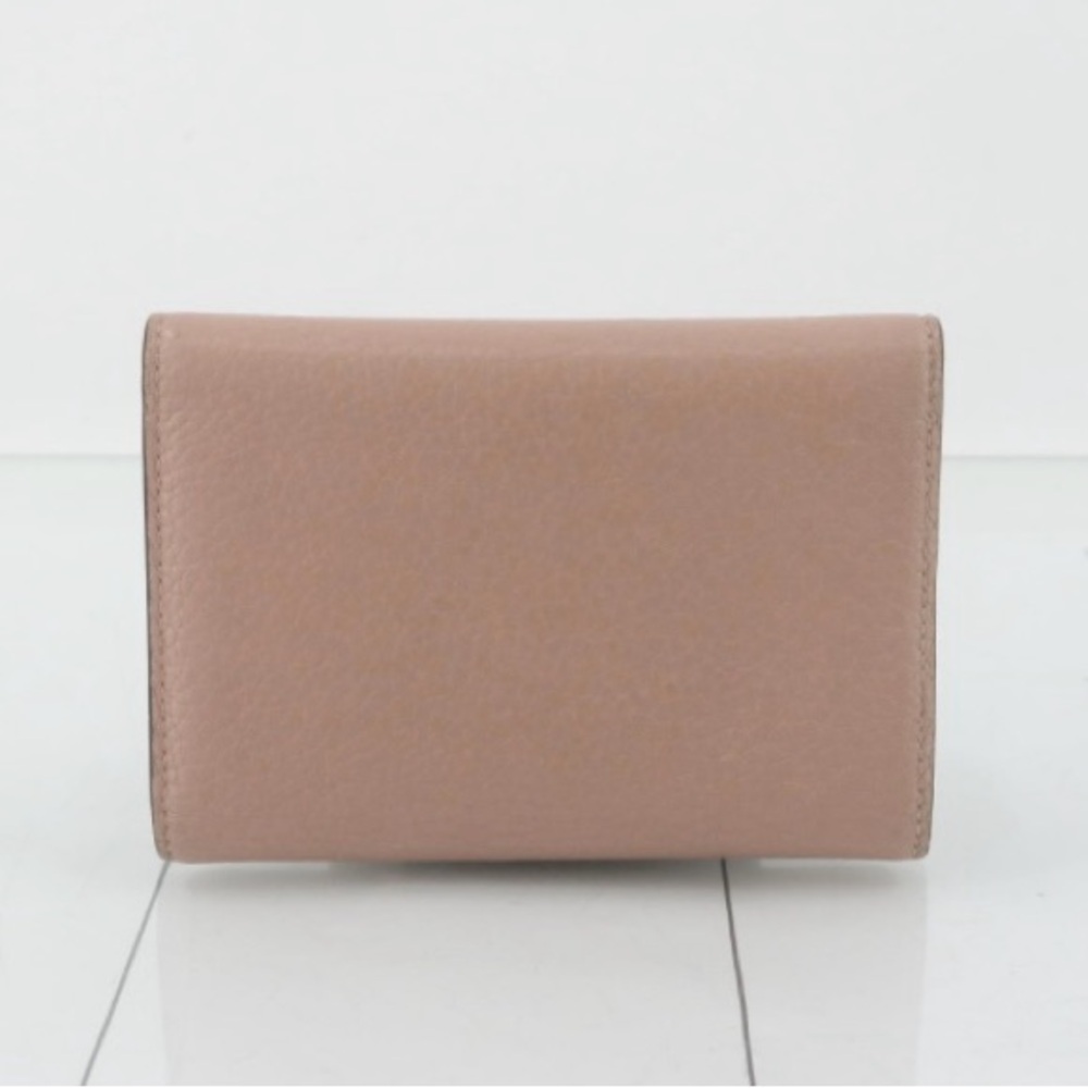 Louis Vuitton Capucines Compact Wallet - Picture 2 of 16